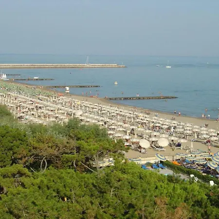 Appartamento Flat With A Private Garden Next To The Sea