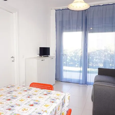 Apartment Flat With A Private Garden Next To The Sea Porto Santa Margherita di Caorle