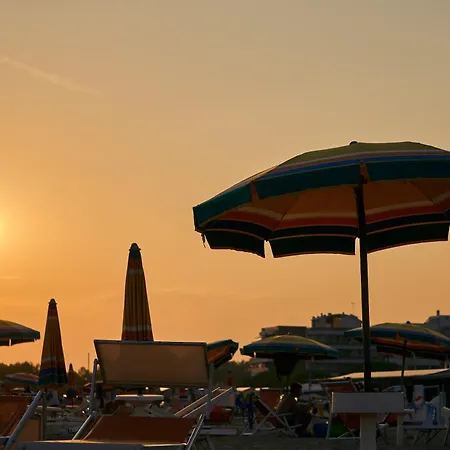 Flat With A Private Garden Next To The Sea * Porto Santa Margherita di Caorle